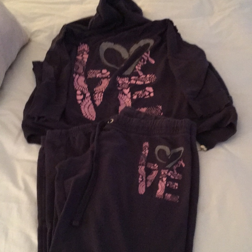Juicy couture sweatsuit. Size L fit M.